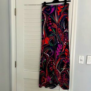 Emilio Pucci maxi skirt size 42 (6-8) excellent condition. Stunning design.